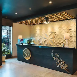 https://ohana-hotel-kuta.hotelsseminyak.net